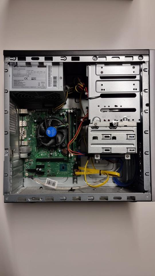 OfficePC i5-7400 | 8GB | 256GB SSD | Win11 Pro | Dell FHD Monitor in Wuppertal