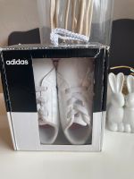 Adidas Baby Schuhe Größe 19 Berlin - Tempelhof Vorschau