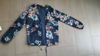 Atmosphere Jacke blau mit bunten Blumen, Gr. 36, wie neu! Nordrhein-Westfalen - Gladbeck Vorschau