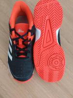 Adidas Top Tennisschuhe Hallenschuhe 37 1/3 schwarz neon Baden-Württemberg - Sulzfeld Vorschau