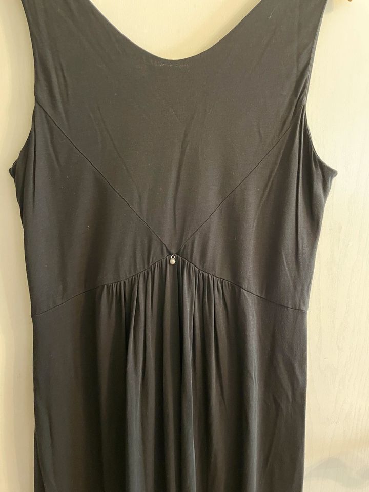 Kleid Stretch Opus,  und andere ab 10€ in Halle