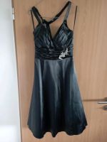 Kurzes Neckholder Kleid in schwarz (glänzend) Niedersachsen - Lathen Vorschau