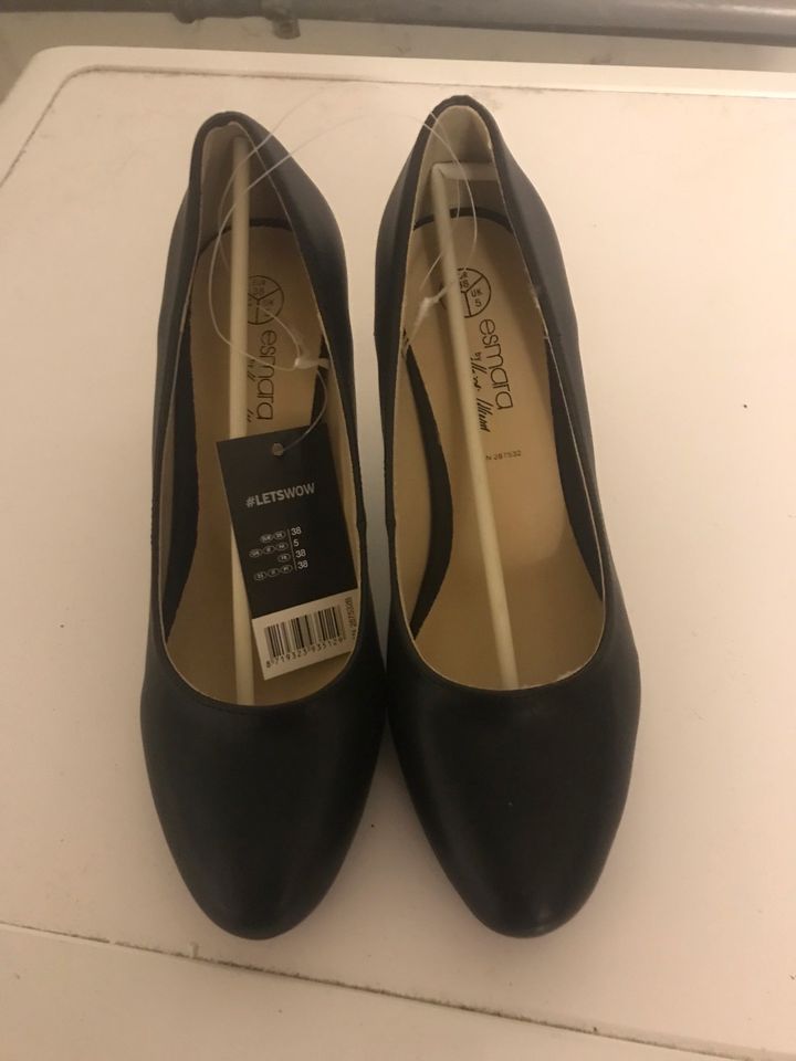 Pumps Leder schwarz Größe 39 Heidi Klum NEU in Berlin