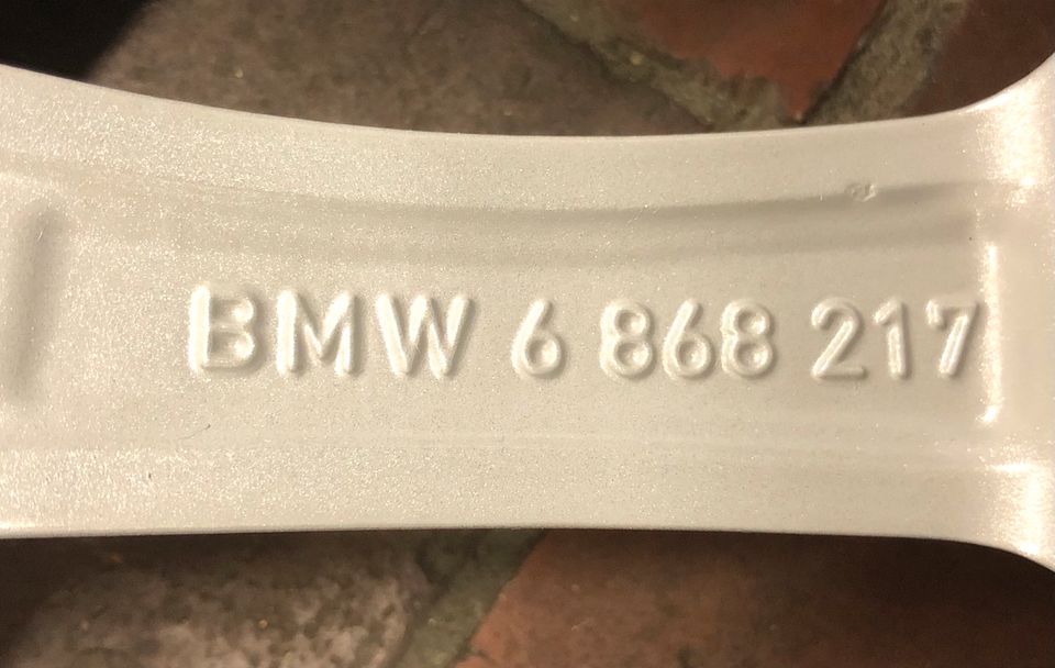 Bmw 5er G30 G31 Felgen 17 Zoll Winterreifen 225 55 17 Dunlop in Leimen