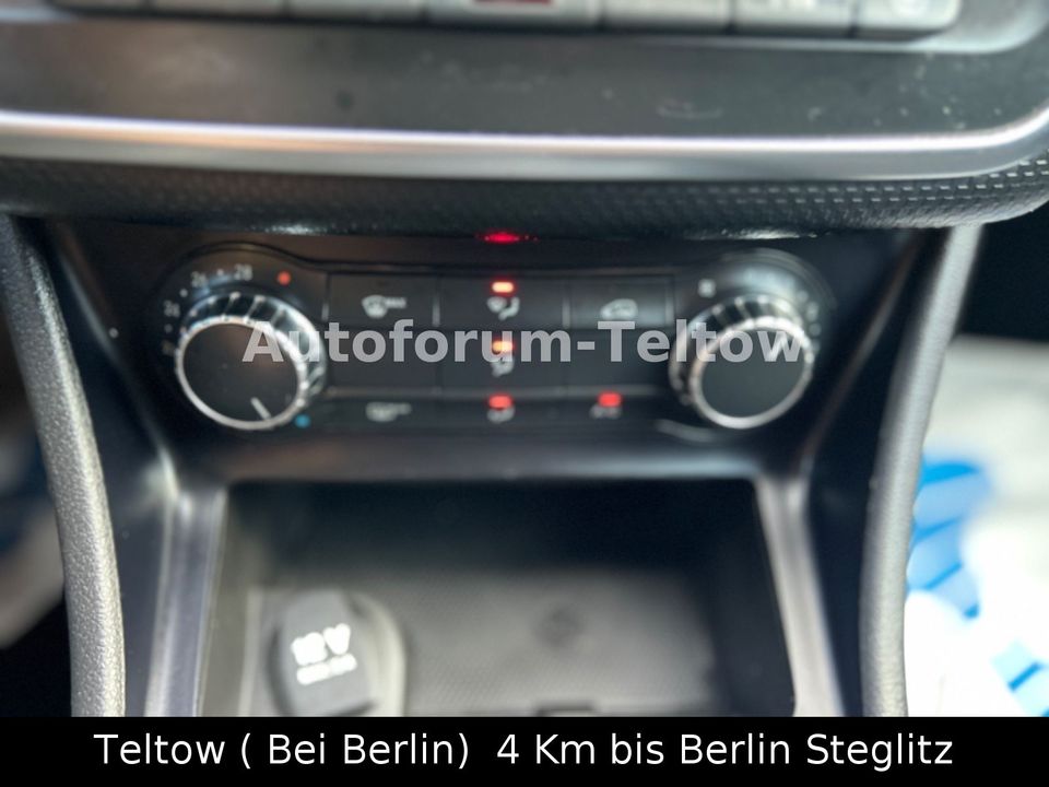 Mercedes-Benz A 200 BlueEfficiency*6-Gang*Leder*Navi*Xenon*SHG in Teltow