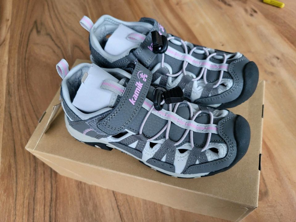 Kamik Wildcat geschlossene Sandalen Schuh Grau Rosa Gr.31 Neu in Wuppertal