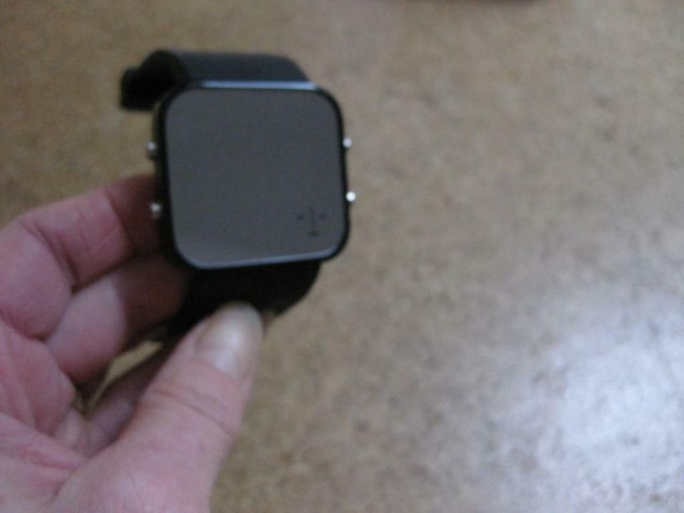 1: Face Watch Black / Cancer, Uhr, Sammlerstück, nur 1x getragen in Gifhorn