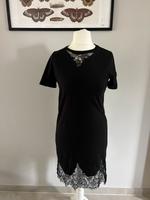 ASOS - T-Shirt Kleid mit Spitzeneinsatz, schwarz Gr. 34 XS Nordrhein-Westfalen - Brilon Vorschau