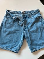 Herren Jeansshorts  Größe L Niedersachsen - Vechta Vorschau