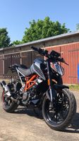 KTM Duke Silber Motorrad 125 ccm 2021 TüV Neu! UM und Unfallfrei Sachsen - Grimma Vorschau