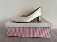 Brautschuhe * Rainbow * Ramona * Gr. 38,5 Nordrhein-Westfalen - Remscheid Vorschau