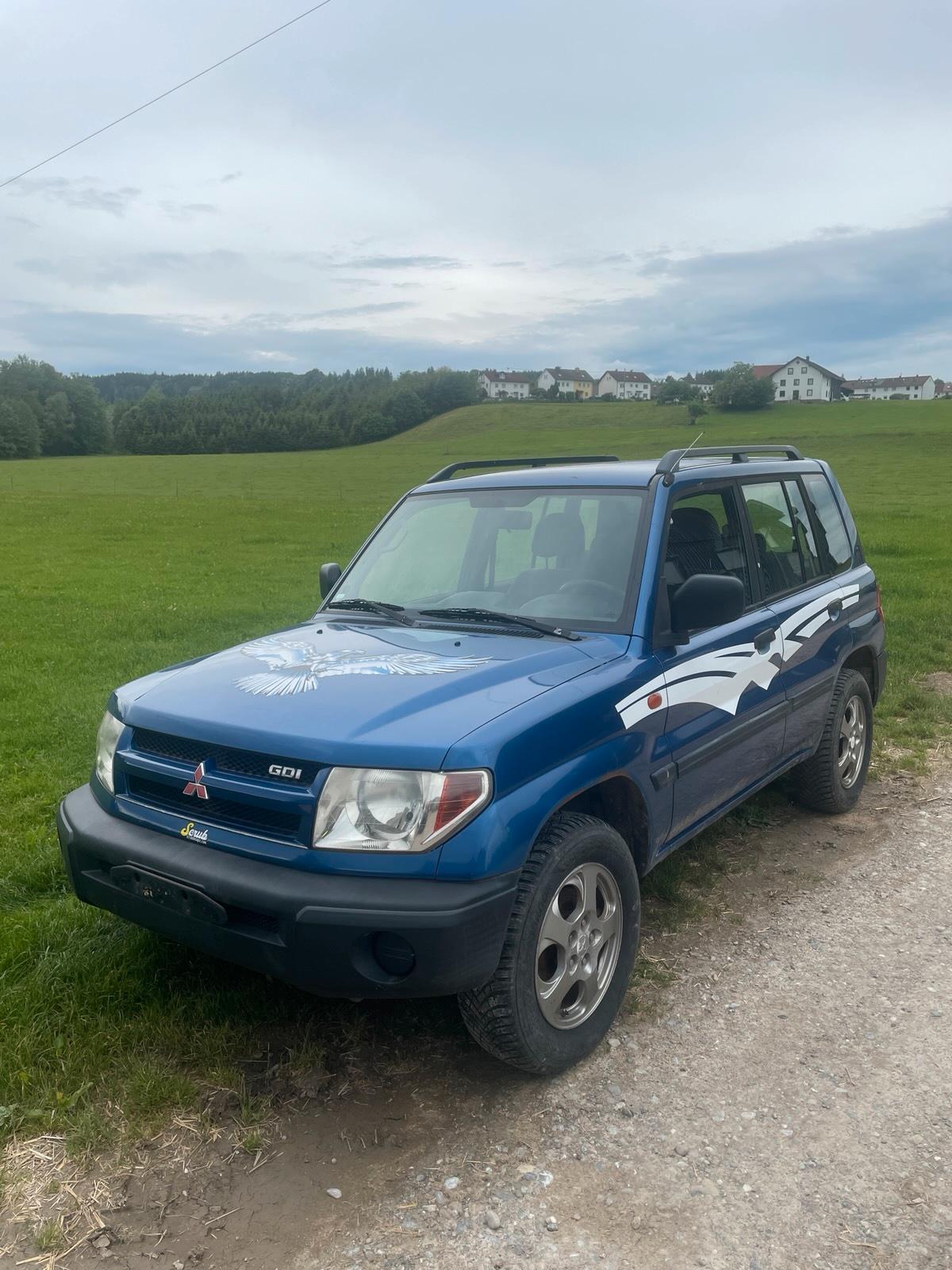 Abbildung des Autos Mitsubishi Pajero Pinin …