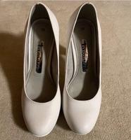 Hochzeitsschuhe mit Absatz/Absatzschuhe - Größe 36 (Tamaris) Hessen - Haiger Vorschau