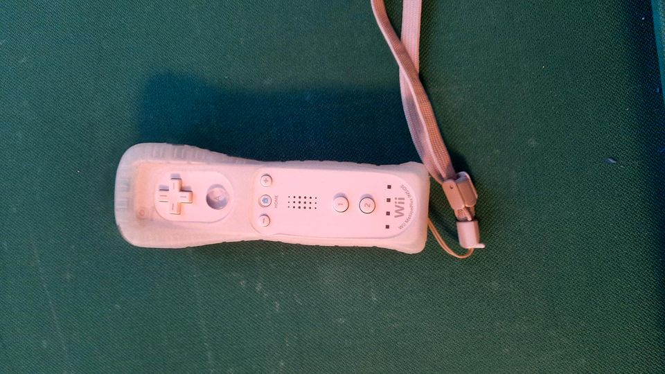 Wii Remote Plus Additional Set in Hadamar