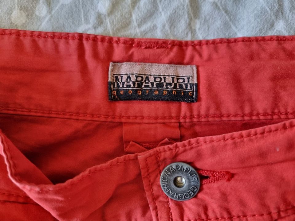 Napapijri Shorts Herren kurze Hose Cargo Short Bermudas, wie NEU in Hamburg