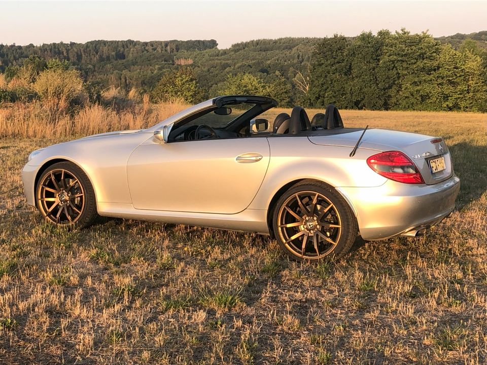 Mercedes SLK 350 R171 Sportmotor in Burghaun