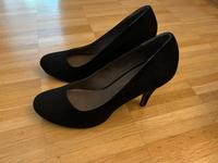 High Heels Tamaris Gr. 40 schwarz Stuttgart - Vaihingen Vorschau