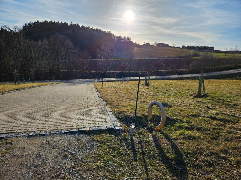 Grundstück auf Erbpacht für 4 Familienhaus/ Ferienapp. mit Stadl u. Mobilheim (Pferdehaltung, etc) in Bernhardswald