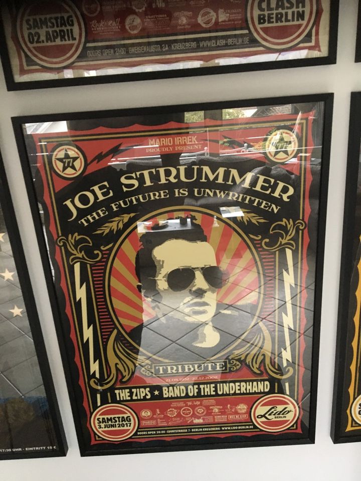 THE CLASH JOE STRUMMER TRIBUTE SIZE A3 POSTER SET WAHRHOL EDITION in Füssen