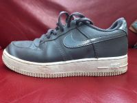 Original Nike Air Force 1 Ps grau gr 33 sehr gut Leder Bayern - Olching Vorschau