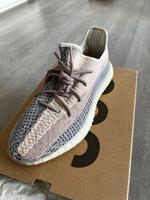 Yeezy 350 V2 Ash Pearl 48 Nordrhein-Westfalen - Düren Vorschau