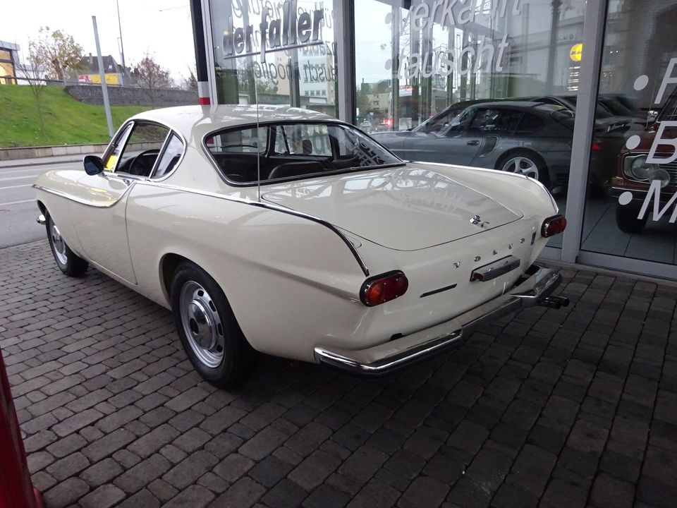 Volvo P1800 S Referenzklasse in Heilbronn