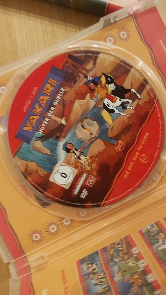 8 DVD‘S Kinderfilme  Shrek, Tom & Jerry, Yakari , Casper… in Riegelsberg