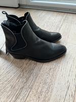 Neu Replay Leder Stiefelette Gr. 36 Leder aktuell NEU NP 149 Euro Lindenthal - Köln Lövenich Vorschau