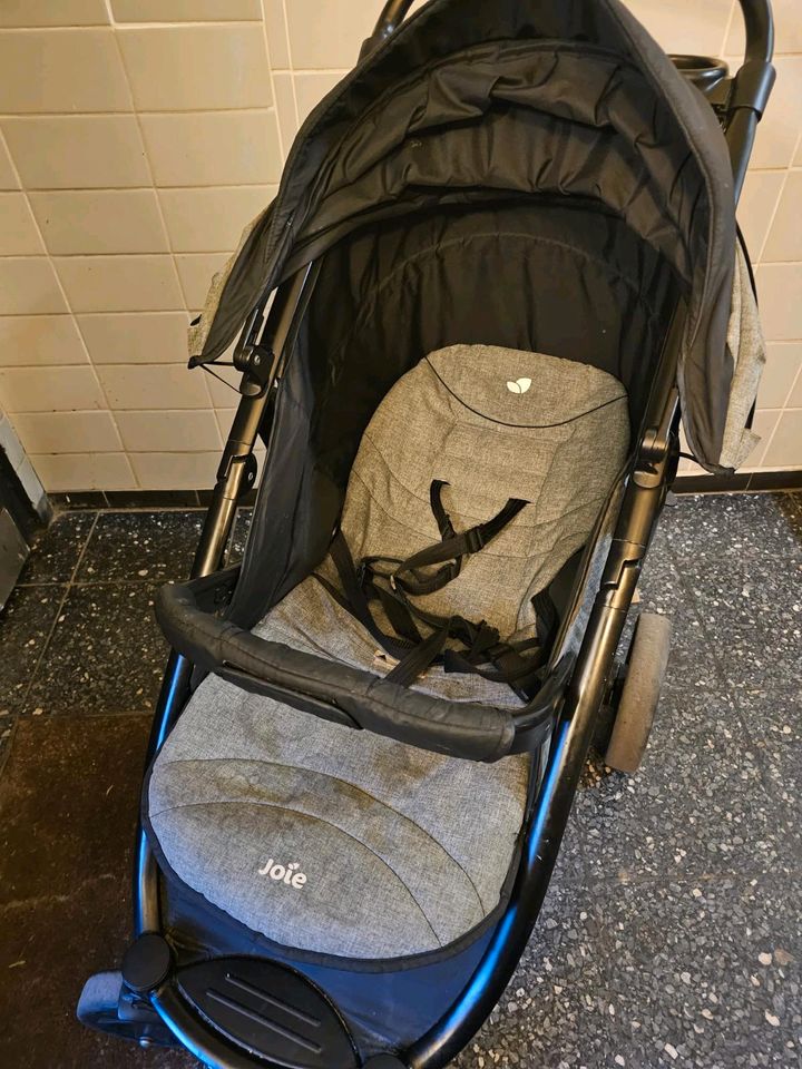 Joie Kinderwagen in Hamburg