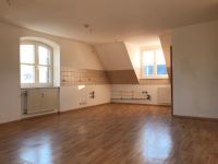 Lichtdurchflutete 3 Zimmer Dachgeschosse Wohnung Bayern - Aichen Vorschau