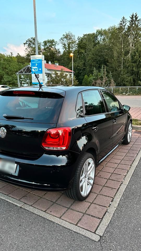 VW Polo 1.6 TDI | SCHECKHEFT | TOP AUSSTATTUNG | in Markgröningen