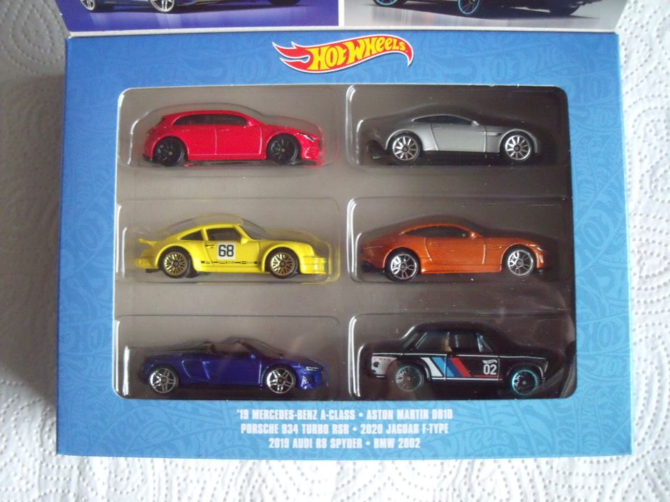 Hot Wheels European Car Culture-Multipack Porsche, BMW 2002 Aston in Wesel