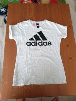 Adidas T-Shirt Größe 38 M Niedersachsen - Zeven Vorschau