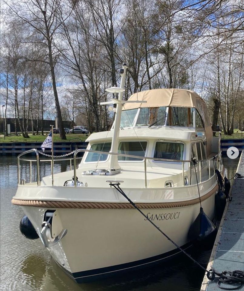 MAI-SPECIAL | Linssen Yacht Charter Urlaub | Potsdam-Berlin-Havel in Potsdam