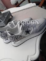 Noclaim Echt Leder Sneaker Silber 41 Niedersachsen - Aurich Vorschau