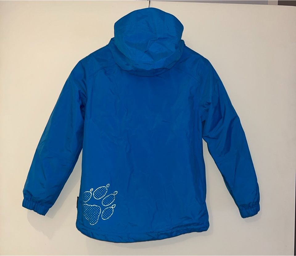 Blaue Outdoor-Jacke Gr. 140, Jack Wolfskin in Berlin