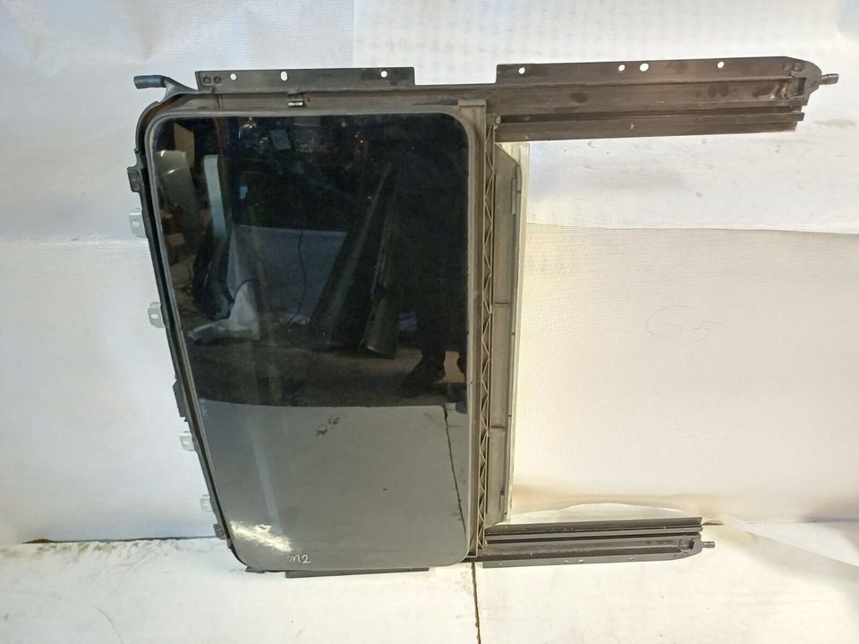 MB ML W163 Schiebedach Glasdach elektrisch mit Motor in Großenlüder