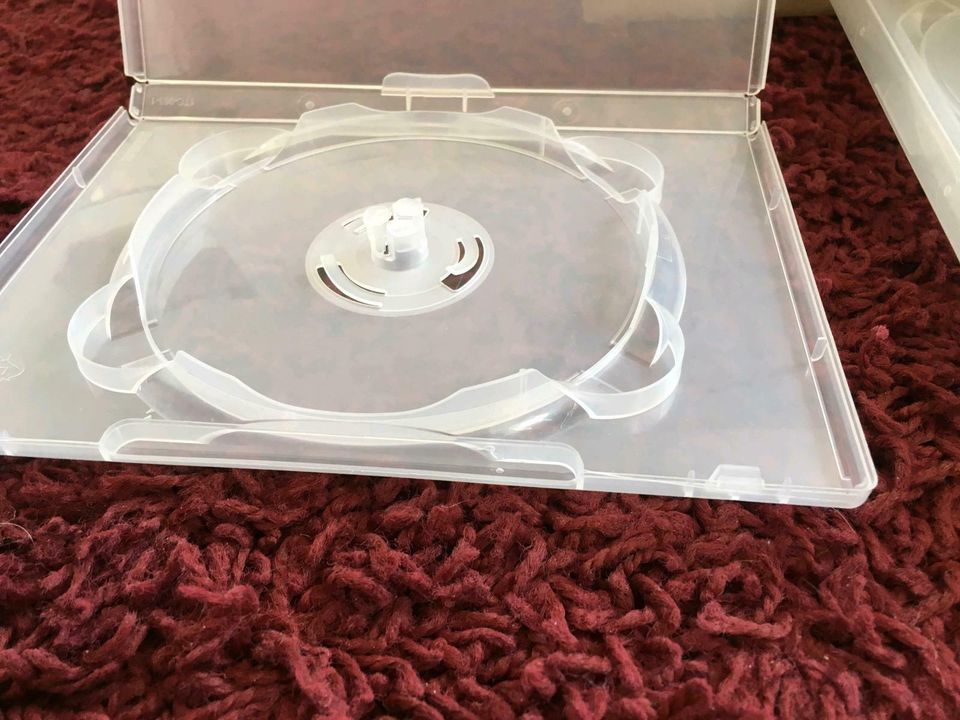 25 Stück CD / DVD / Blu-Ray Leerhüllen , durchsichtig für mindest in Leipzig
