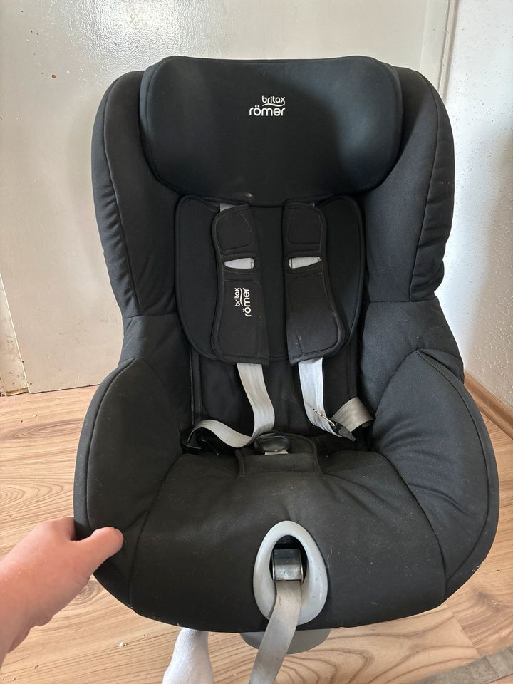 Kindersitz britax Römer King 2 in Emmerthal