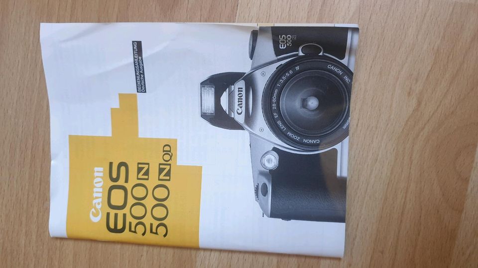 Verpackung und Anleitung / Manual von Canon EOS 500N u. 500NQD in Berlin