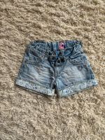 Vingino Kurze Hose Jeans Shorts Größe 110 Baden-Württemberg - Ettlingen Vorschau