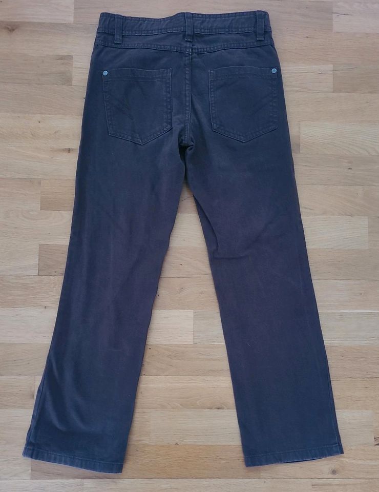 Charles Vögele Jeans braun 140, Hose, straight, gerader Schnitt in Weil der Stadt