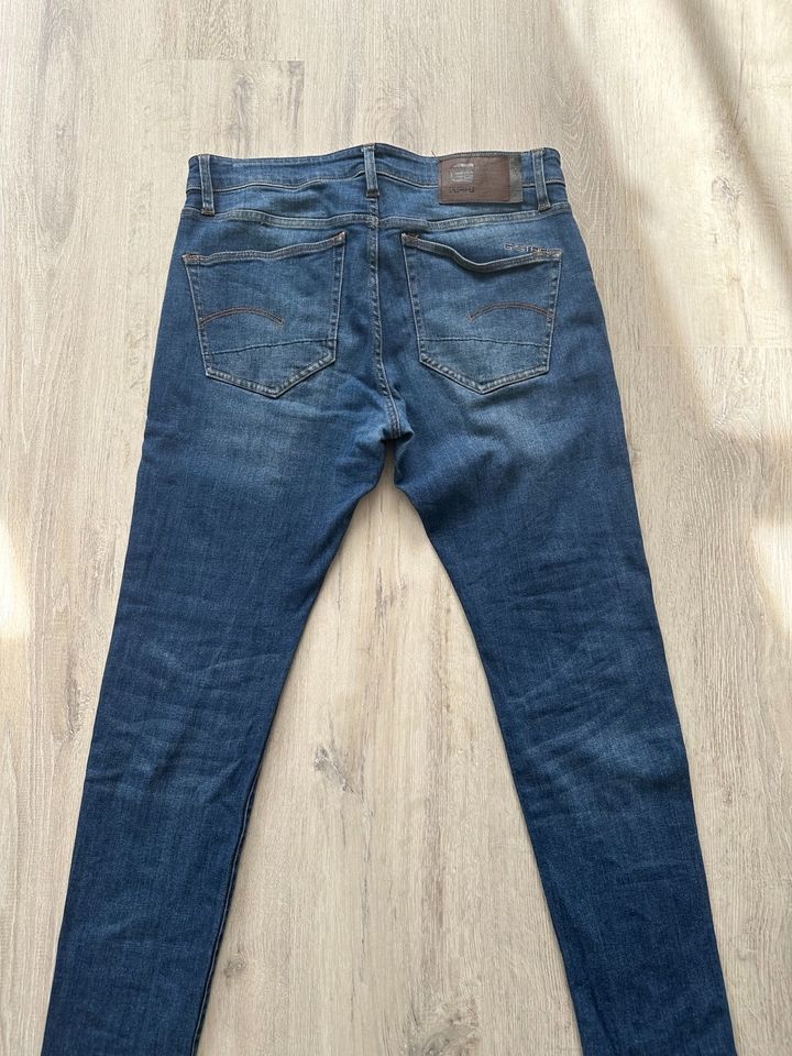 G-Star RAW 3301 Slim W:32 L:32 Jeans Herrenjeans in Halle