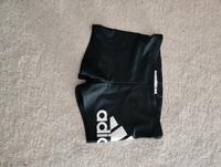 Ich biete kurze schwarze Adidas Hose Sachsen - Bad Schandau Vorschau