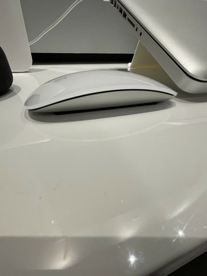 Apple Magic Mouse Bluetooth Maus - Weiß (A1296) 3 vdc in Frankfurt am Main