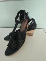 Tamaris Damen Sandalen Gr.37 Neu Nordrhein-Westfalen - Oberhausen Vorschau
