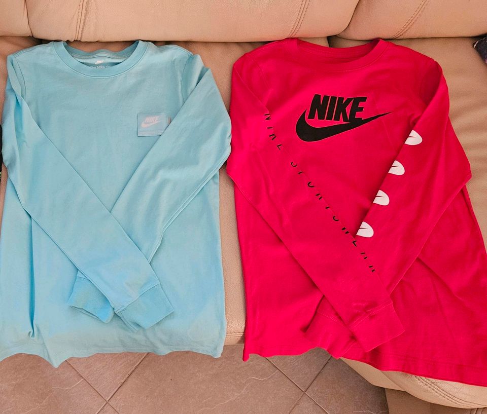 Kinder Langarmshirts von Nike in Nauen