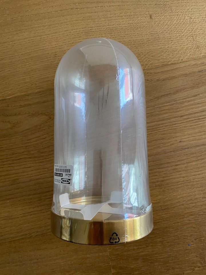 Ikea Begavning Glasglocke 19 cm mit goldfarbenem Teller NEU in Schönaich