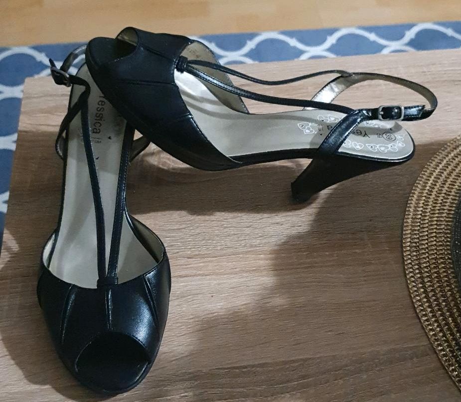 High Heels absolut NEUWERTIG MEGASCHÖN in Marl