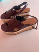 Schuhe  Sandaletten Zara 39 neu Bayern - Aiterhofen Vorschau